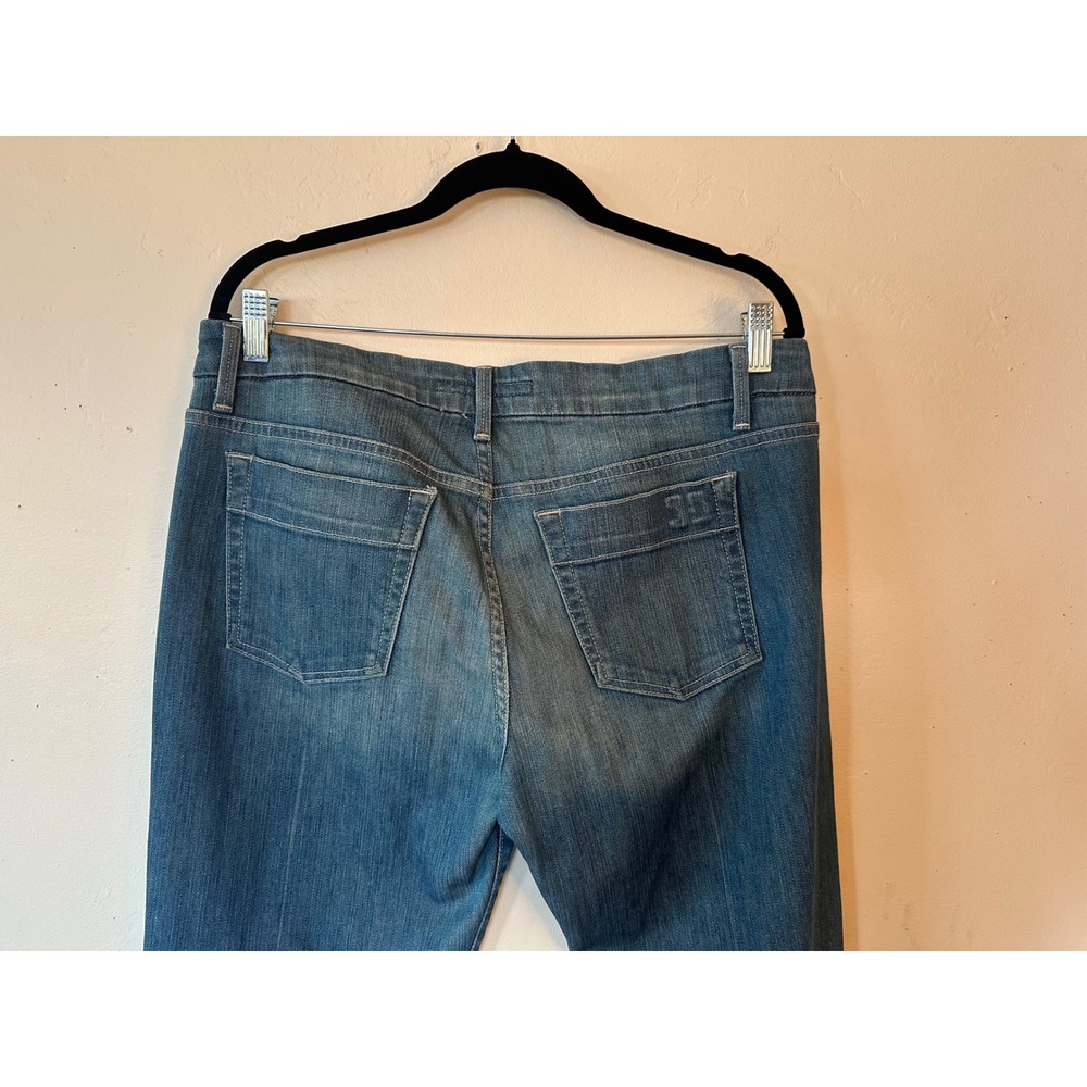 Joes Jeans Muse Flare Leg Blue Denim Jeans Denueve Wash Size 32 AXVE5790 - Picture 6 of 14